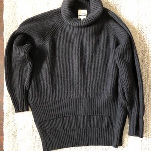 Aritzia Wilfred Free Lin Sweater (Black)